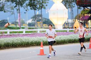 BIB: 
                            <button type="button" onclick="openModal(27852413)" class="btn btn-primary btn-sm float-right btn-popup" data-toggle="modal" data-target=".modal-high-quality">
                        <i class="fas fa-shopping-cart"></i> Add to Cart
                    </button>
                                            <button type="button" onclick="isThisMe(27852413, true)" class="btn btn-success btn-sm float-right btn-popup btn-isme hidden" data-toggle="tooltip" data-placement="bottom" title="นี่คือรูปของคุณใช่ไหม คลิกที่นี่เพื่อเอาเข้าอัลบั้ม">
                        <i class="fas fa-plus"></i> Add to album
                    </button>
                    <button type="button" onclick="isThisMe(27852413, false)" class="btn btn-warning btn-sm float-right btn-popup btn-isnotme hidden">
                        <i class="fas fa-ban"></i> Remove from album
                    </button>